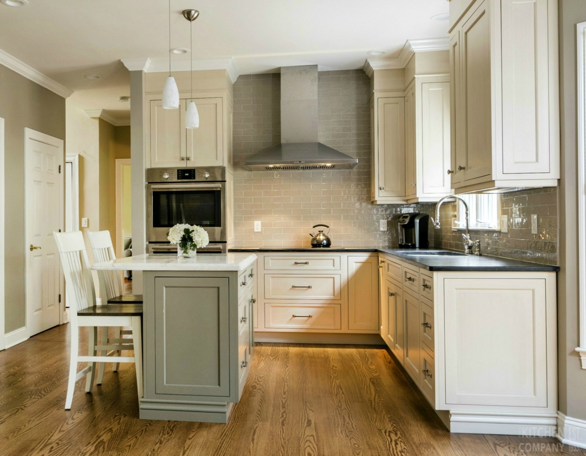 airy kitchen